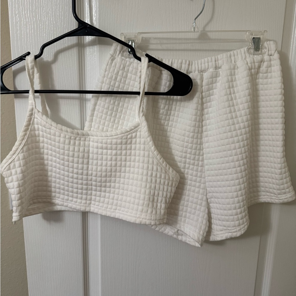 2 piece set